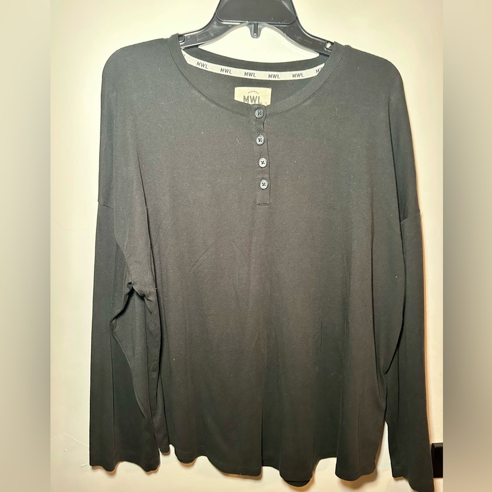 Madewell black long sleeve Henley top Size Large